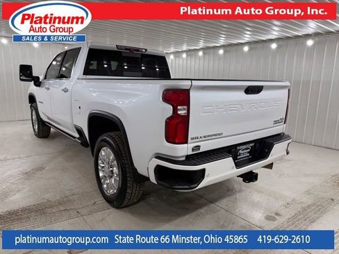 Used 2021 Chevrolet Silverado 2500 High Country w/ Z71 Off-Road Package image 3