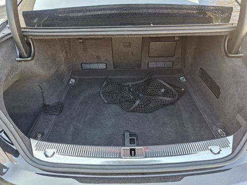 Used 2014 Audi A8 L TDI image 18