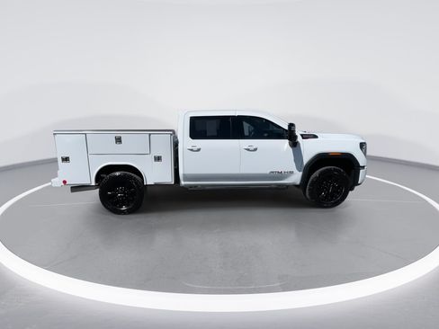 Used 2025 GMC Sierra 2500 AT4 AWD/4WD image 22