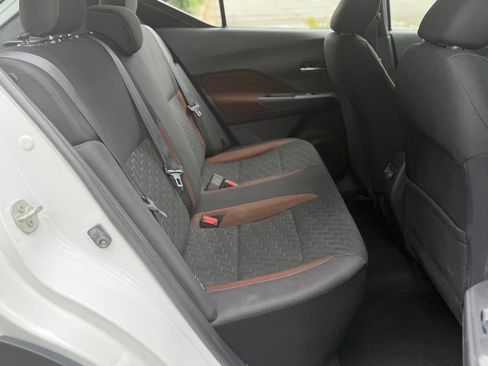 Used 2021 Nissan Kicks SR FWD image 16