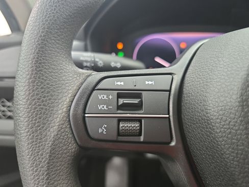 Used 2023 Honda Accord EX image 16