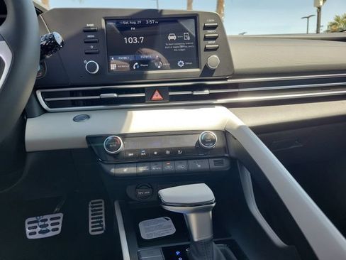 New 2026 Hyundai Elantra SEL Sport FWD image 15
