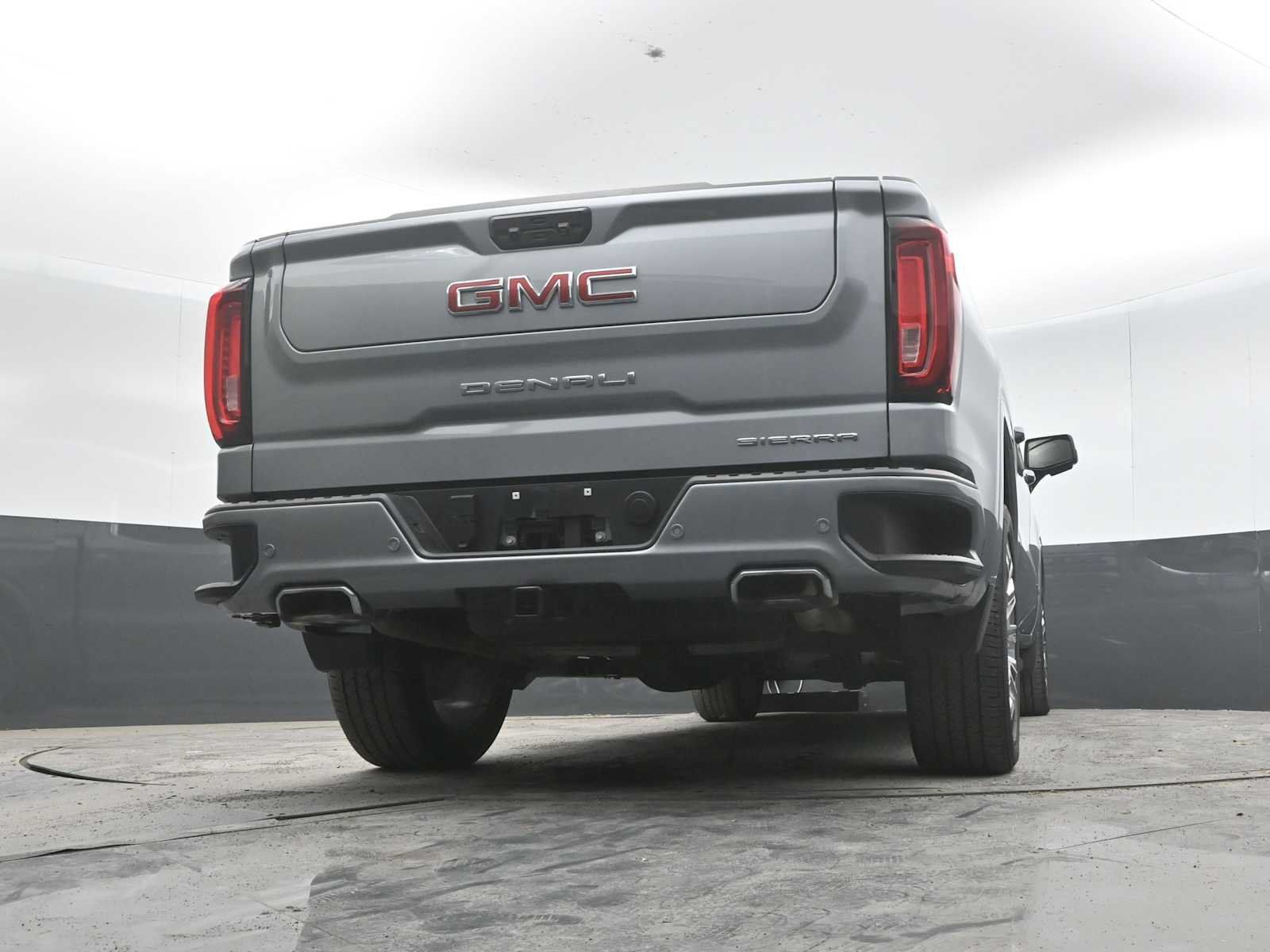 Used 2025 GMC Sierra 1500 Denali w/ Denali Reserve Package AWD/4WD image 48