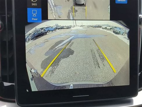 New 2026 Volvo XC90 B6 Plus w/ Protection Package Premier image 28