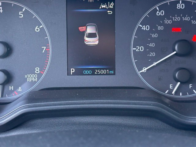 Used 2025 Toyota Corolla LE FWD image 4