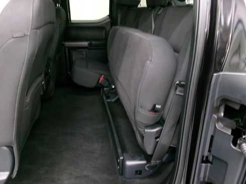 Used 2019 Ford F150 XLT w/ Equipment Group 302A Luxury AWD/4WD image 26