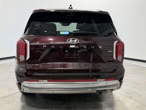 Used 2024 Hyundai Palisade Calligraphy image 5