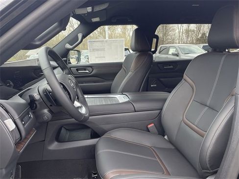 New 2025 Nissan Armada SL w/ Captain's Chari Seat Package image 26