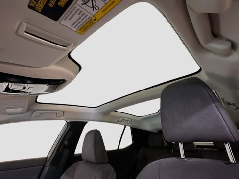 Used 2023 Lexus RZ 450e Premium w/ Accessory Package (2T) image 27