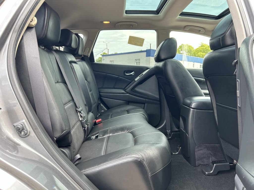 Used 2014 Nissan Murano SL w/ Navigation Package AWD/4WD image 19