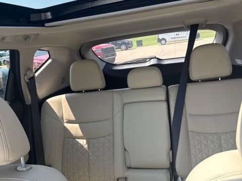 Used 2024 Nissan Murano Platinum w/ Cargo Package AWD/4WD image 19