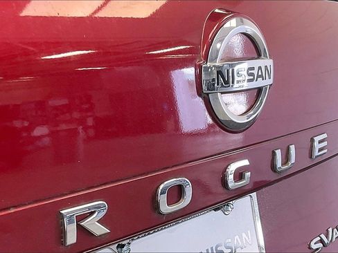 Certified 2021 Nissan Rogue SV image 29