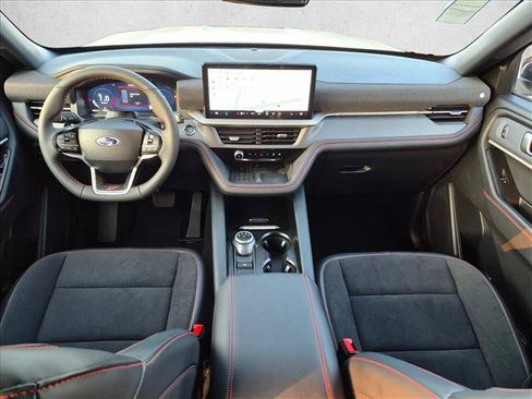 Used 2025 Ford Explorer ST AWD/4WD image 19