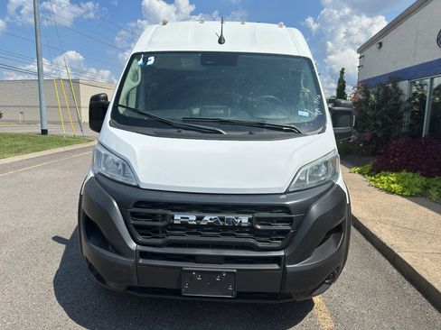 Used 2023 RAM ProMaster 2500 FWD image 9