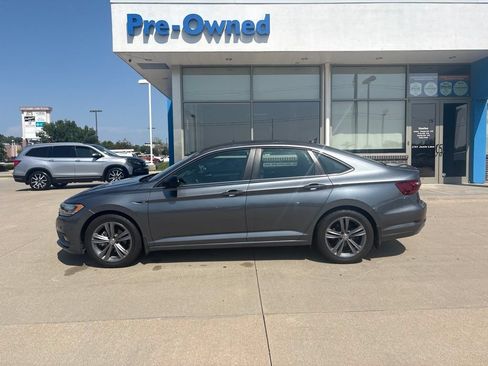Used 2021 Volkswagen Jetta R-Line FWD image 8