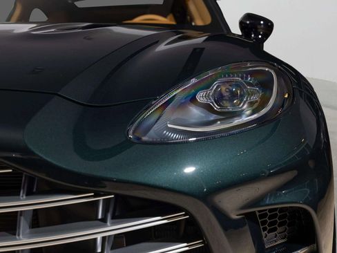 New 2026 Aston Martin DBX 707 image 43