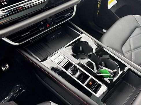 New 2026 Volkswagen Atlas Peak Edition AWD/4WD image 12