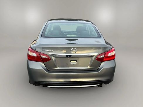 Used 2018 Nissan Altima 2.5 S w/ S Convenience Package image 10