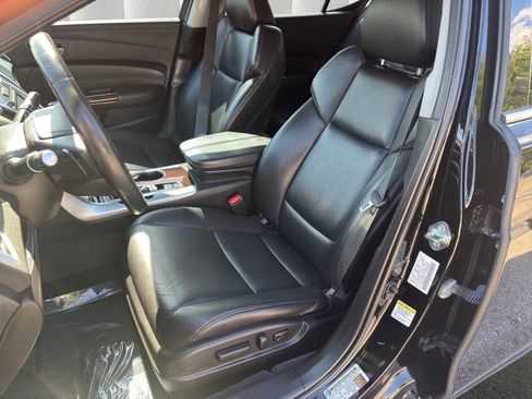 Used 2016 Acura TLX FWD image 9