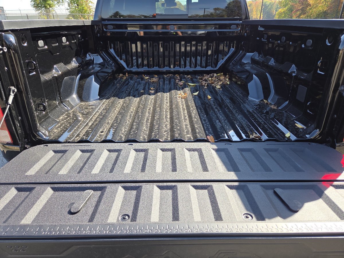 New 2026 Chevrolet Colorado Trail Boss AWD/4WD image 26