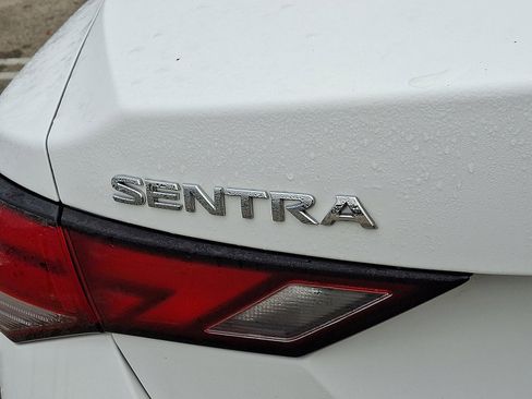 Certified 2024 Nissan Sentra SV image 29