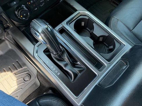 Used 2018 Ford F150 XLT w/ Equipment Group 302A Luxury AWD/4WD image 12