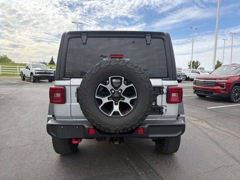 Used 2022 Jeep Wrangler Unlimited Rubicon w/ LED Lighting Group AWD/4WD image 4