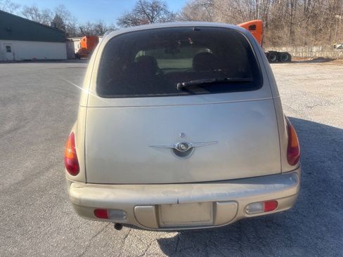Used 2003 Chrysler PT Cruiser Limited FWD image 10