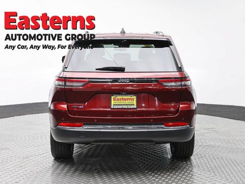 Used 2023 Jeep Grand Cherokee 4WD 4xe w/ Luxury Tech Group II image 6