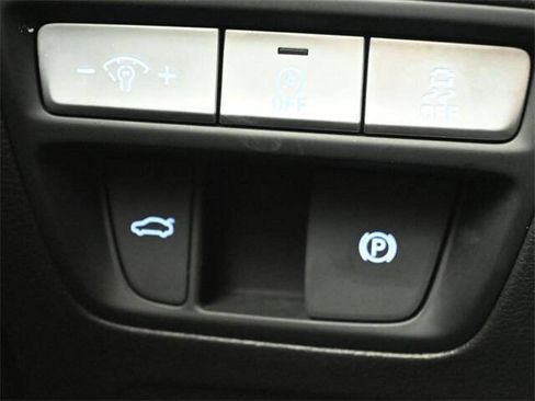 Used 2023 Genesis G80 2.5T image 30