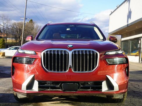 Used 2025 BMW X7 xDrive40i w/ Executive Package image 15