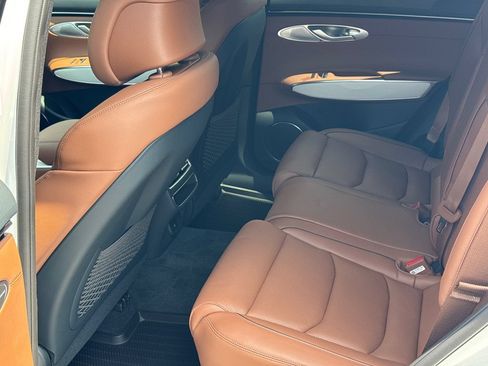New 2026 Genesis GV70 2.5T Advanced AWD/4WD image 21