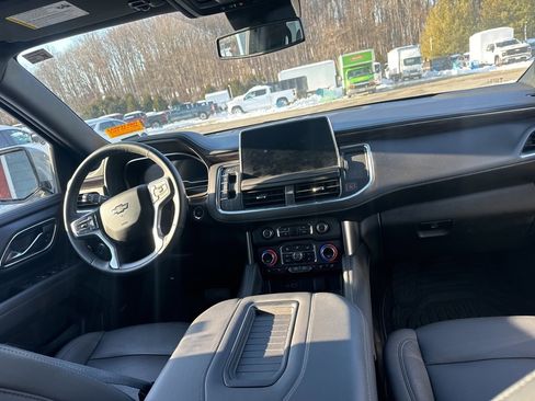Used 2023 Chevrolet Tahoe Z71 w/ Luxury Package image 11