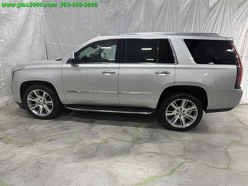 Used 2016 Cadillac Escalade Luxury AWD/4WD image 13