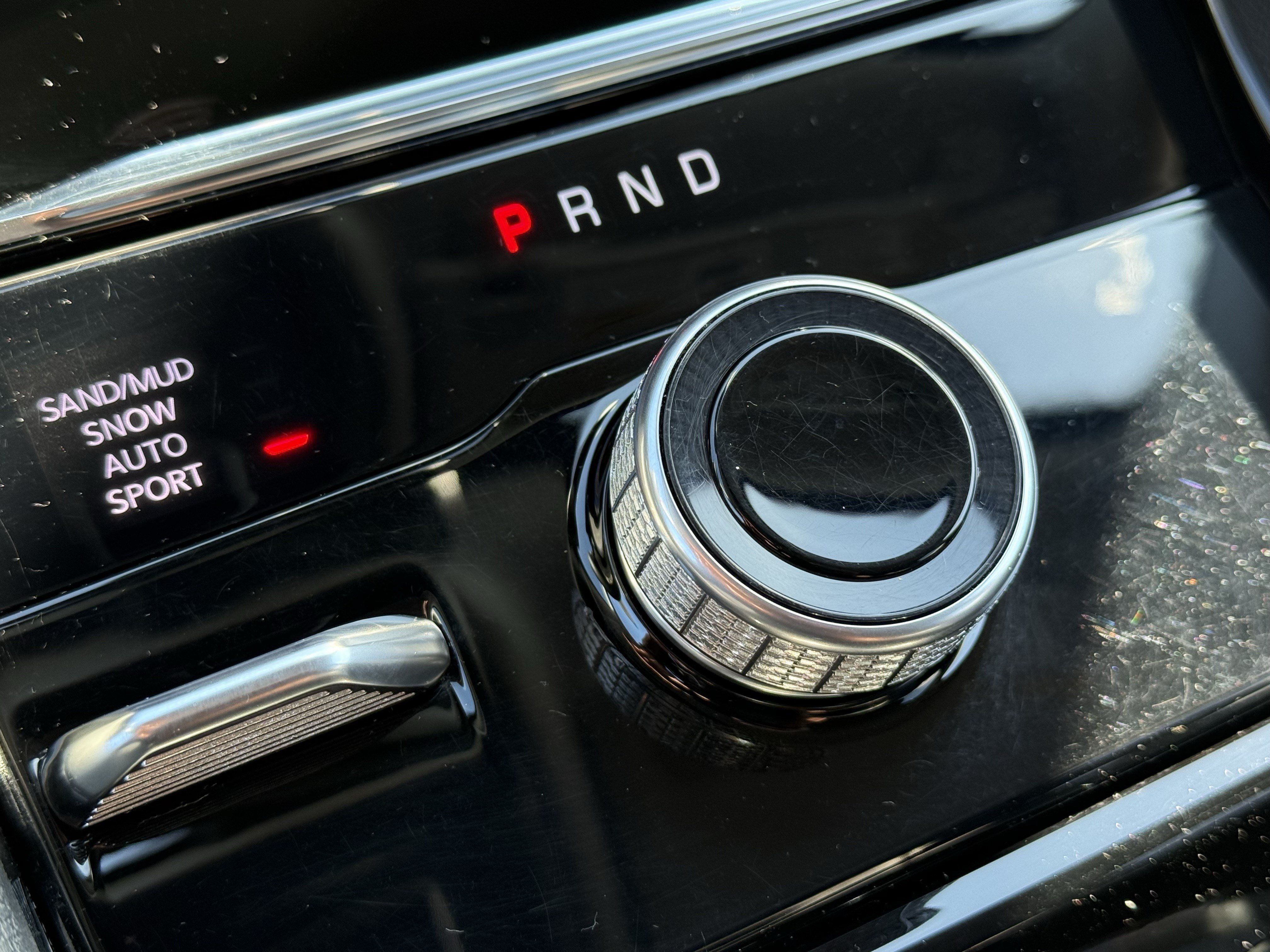 Used 2023 Jeep Grand Cherokee Limited AWD/4WD image 25