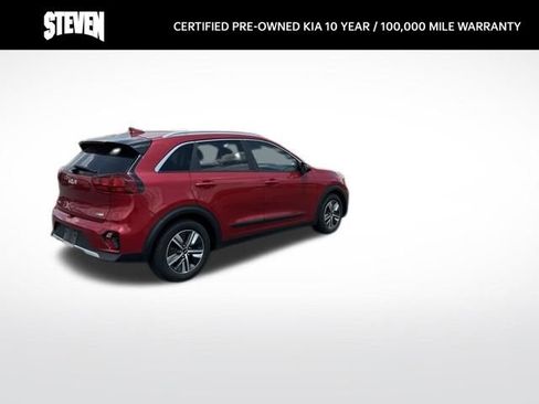 Certified 2022 Kia Niro LXS FWD image 7