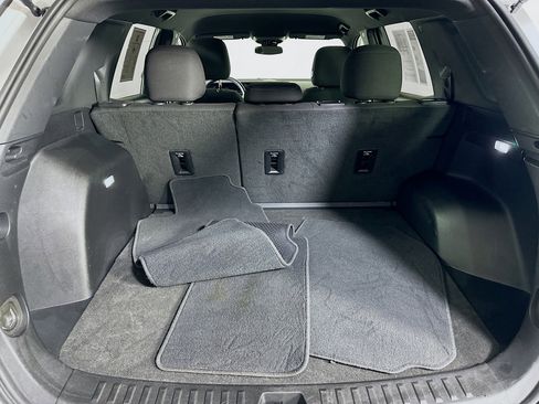 Used 2025 GMC Terrain Elevation image 27