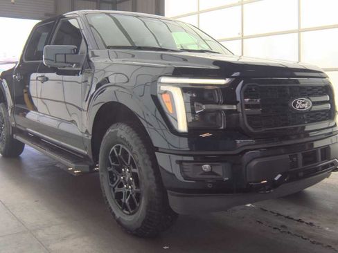 Used 2025 Ford F150 Lariat AWD/4WD image 2