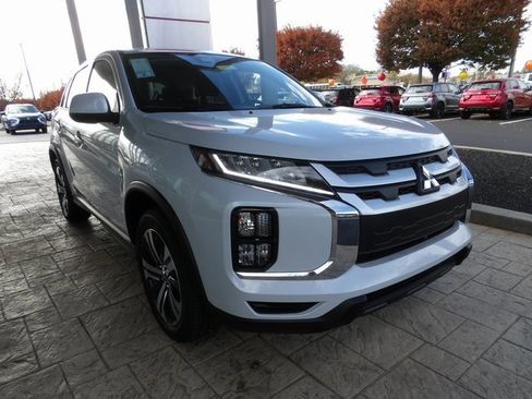 New 2025 Mitsubishi Outlander Sport ES image 3