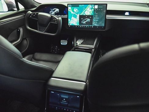 Used 2021 Tesla Model S Plaid image 27