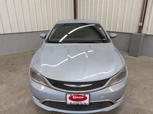 Used 2015 Chrysler 200 Limited w/ Convenience Group FWD image 9