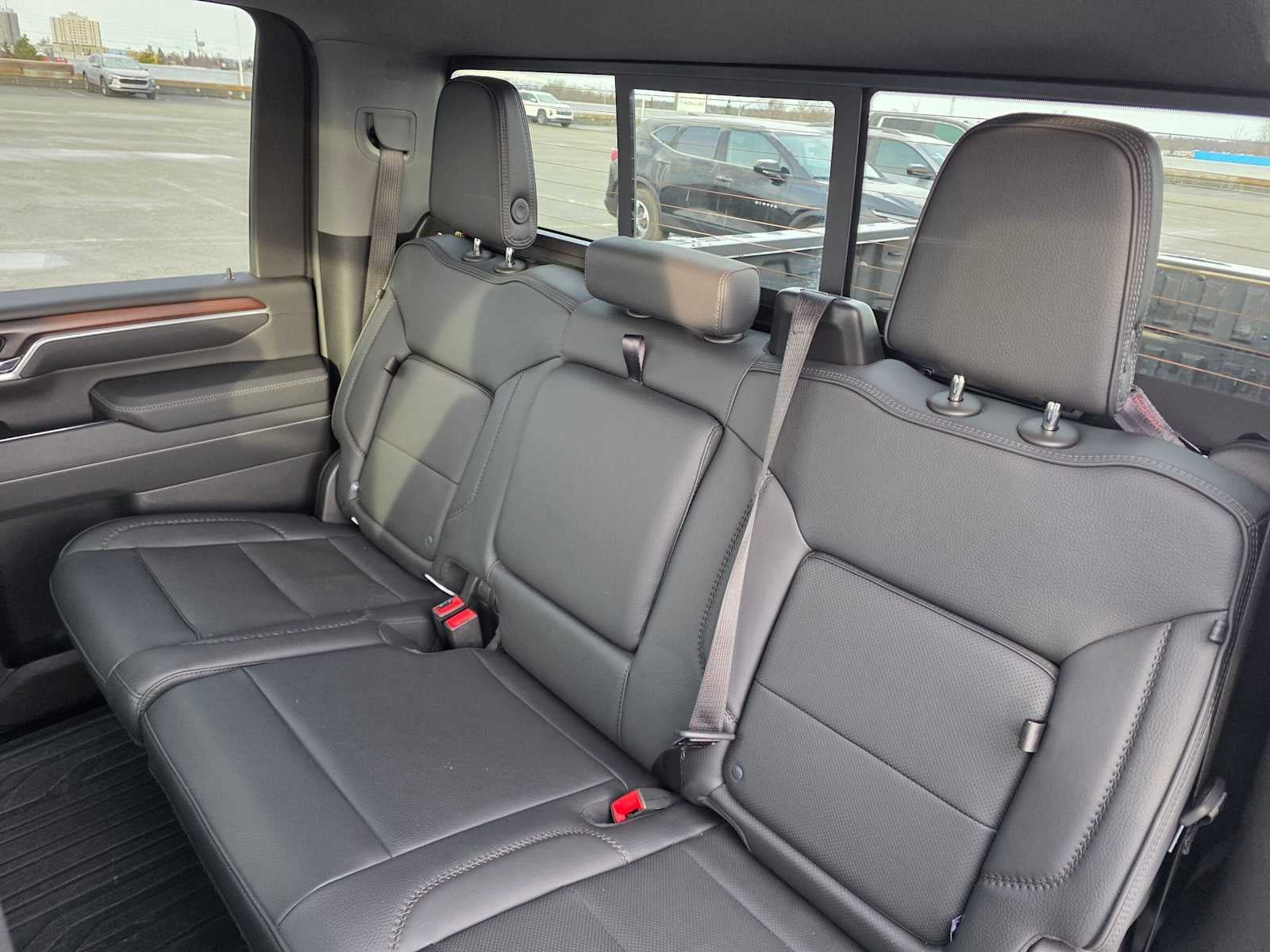 Certified 2025 GMC Sierra 2500 Denali w/ Denali Reserve Package AWD/4WD image 17