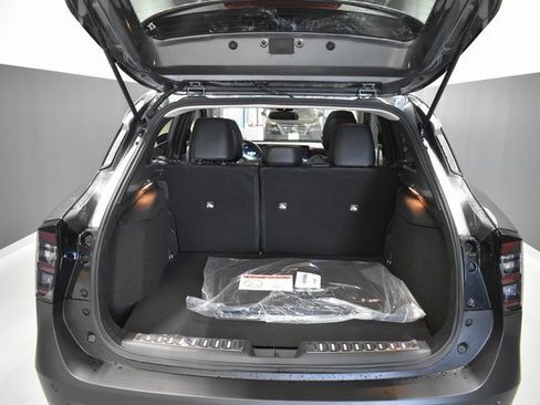 New 2026 Nissan Kicks SR w/ SR Premium Package image 35