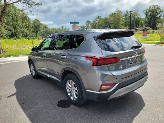 Used 2019 Hyundai Santa Fe SEL FWD image 3
