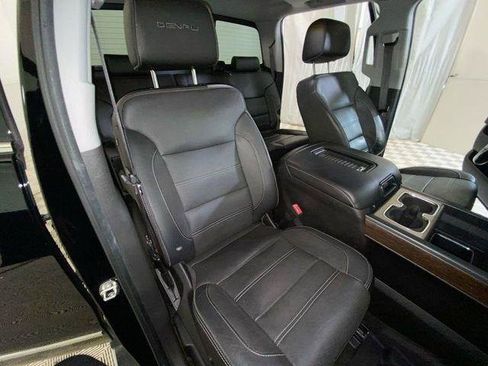 Used 2018 GMC Sierra 1500 Denali AWD/4WD image 18