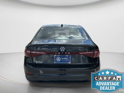 Used 2025 Volkswagen Jetta Sport FWD image 4
