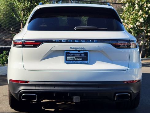 Certified 2022 Porsche Cayenne Platinum Edition AWD/4WD image 6