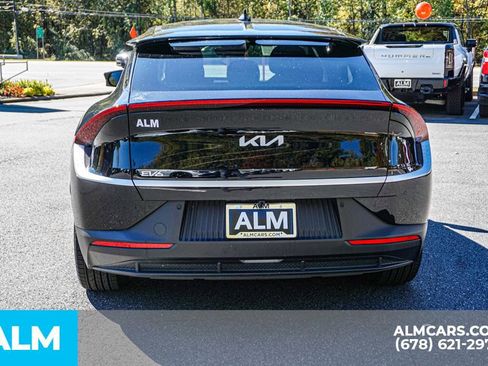 Used 2024 Kia EV6 Light image 11
