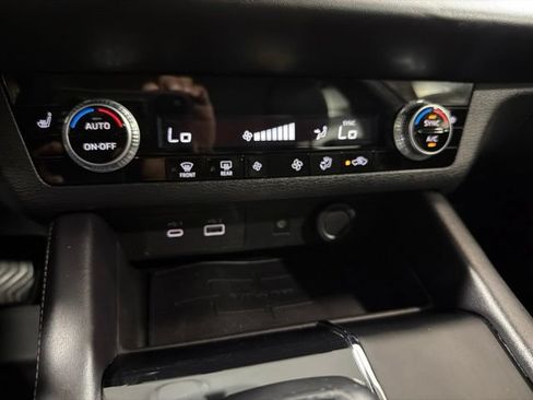 Used 2024 Mitsubishi Outlander SE FWD image 21