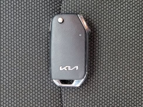Used 2024 Kia Forte LXS FWD image 32